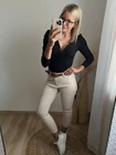 LINA Extrázott Vállú Felső