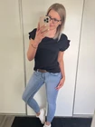 LARINA Bordázott Felső Fodrokkal
