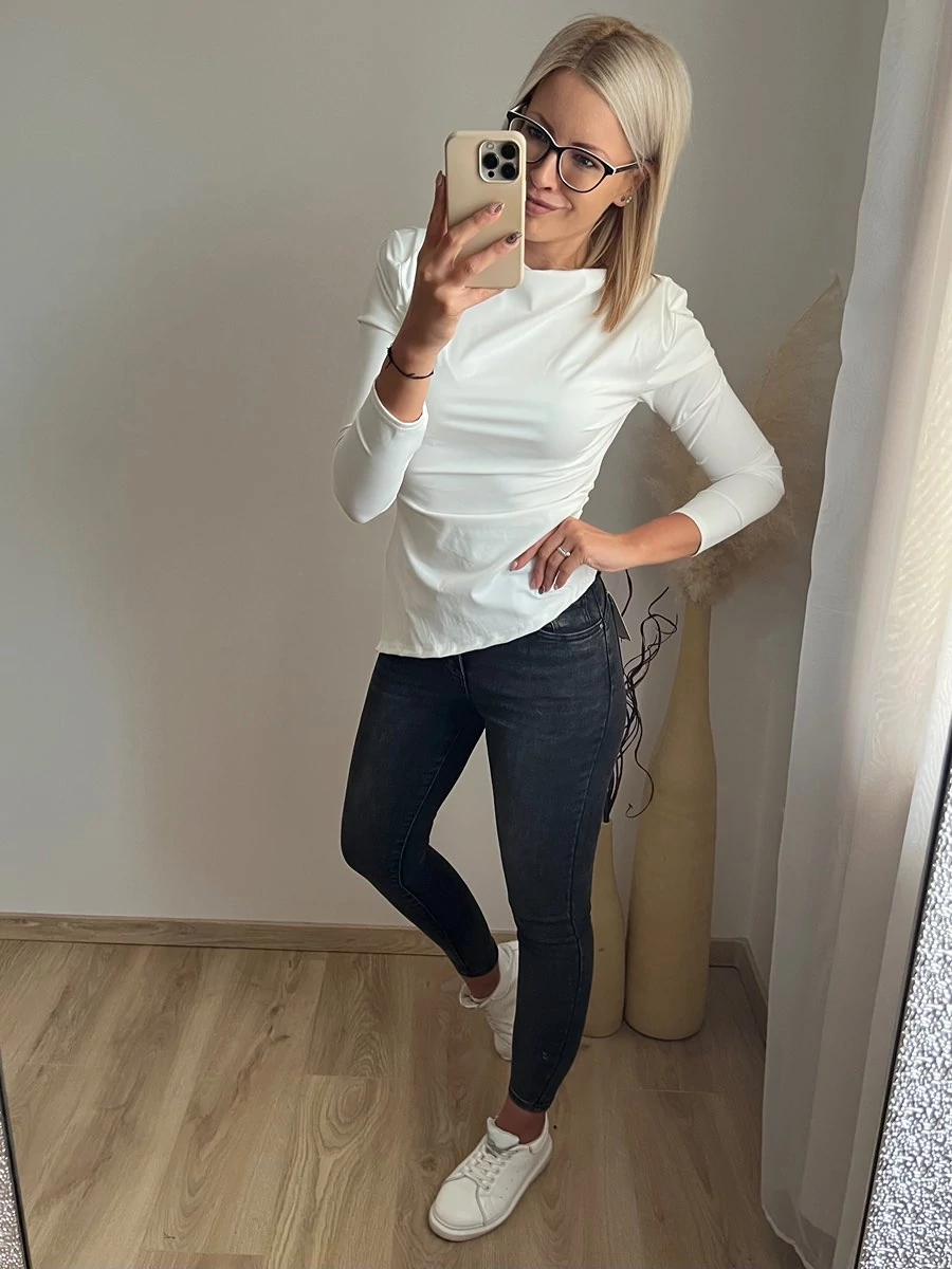 ELIZA Felső Válltöméssel