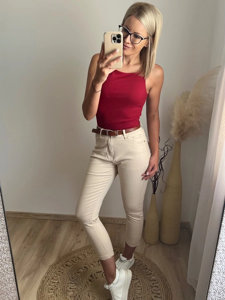 MIRA Boyfriend Farmernadrág Övtartozékkal