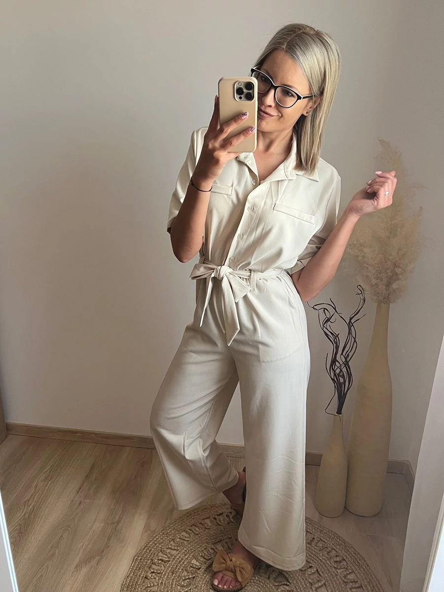 LAURA Gombos Overál