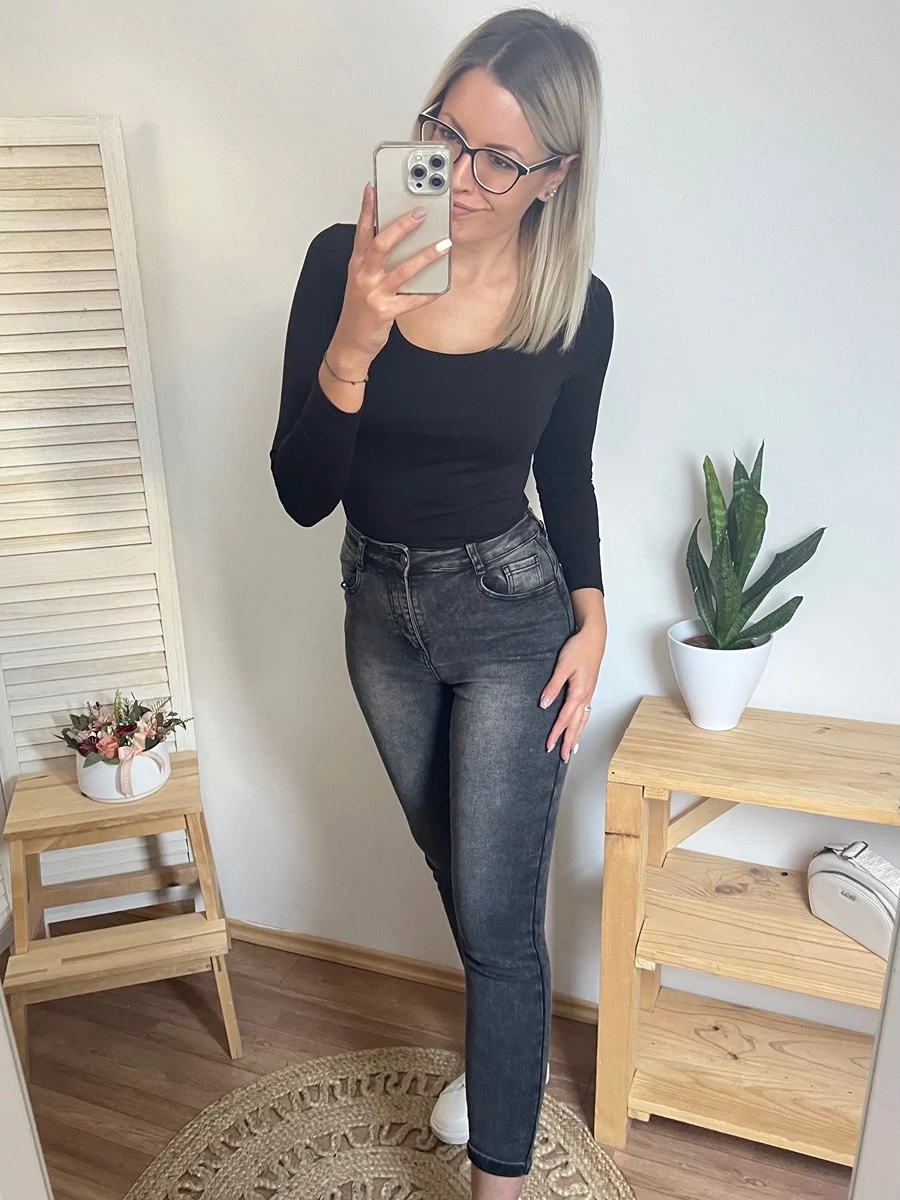 VIVIEN Basic Fekete Felső