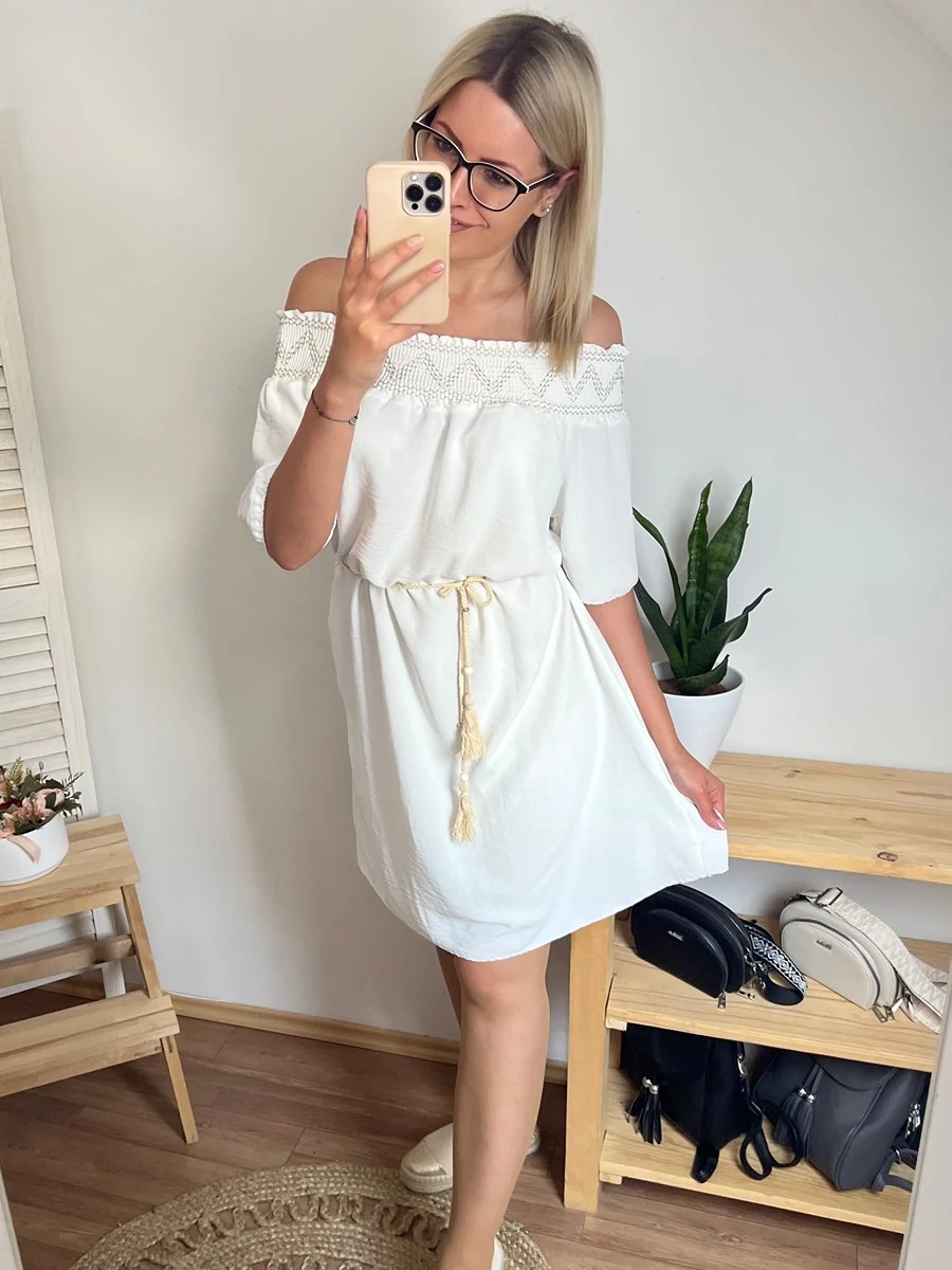 NILLA Ejtett Vállú Midiruha